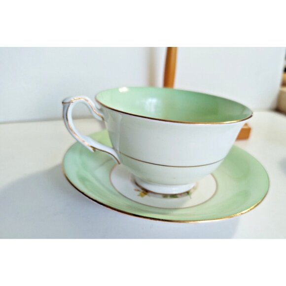 Taylor & Kent England Bone China Tea  Cup & Saucer Set Floral Bouquet - Picture 7 of 10